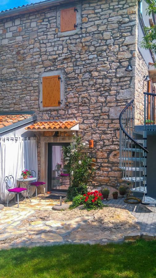 Apartment Li Tar-Vabriga Luaran gambar