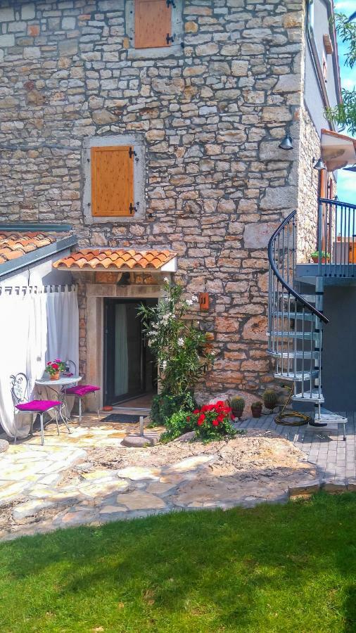 Apartment Li Tar-Vabriga Luaran gambar