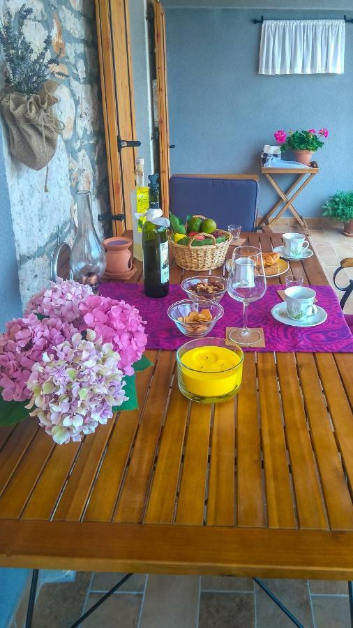 Apartment Li Tar-Vabriga Luaran gambar